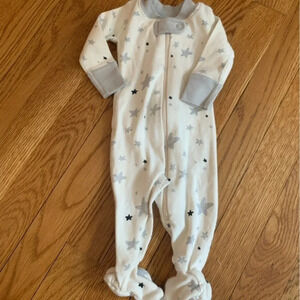 Hanna Andersson Moon and Back White and Grey Footie Size Newborn